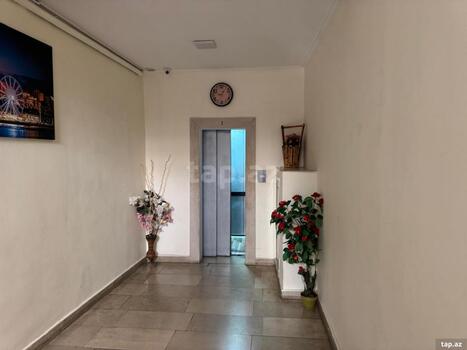 4-otaqlı yeni tikili, Məhəmməd Naxçıvani küç., 200 m²