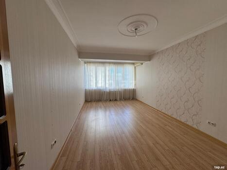 4-otaqlı yeni tikili, Məhəmməd Naxçıvani küç., 200 m²