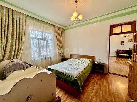 Həyət evi, Saray qəs.