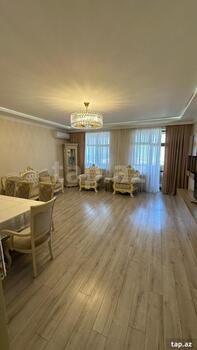 3-otaqlı yeni tikili, Moskva pr., 165 m²