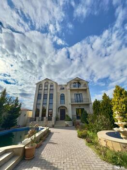 Bağ evi, Şüvəlan qəs.