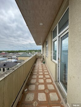 3-otaqlı yeni tikili, Quba ş., 70 m²