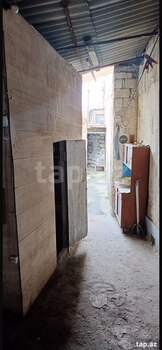 Həyət evi, 8 Noyabr m.