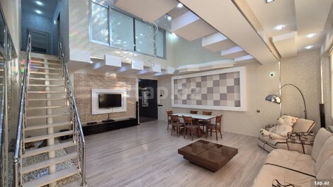 4-otaqlı yeni tikili, Xırdalan ş., 200 m²