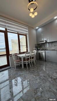 3-otaqlı yeni tikili, 20 Yanvar m., 140 m²