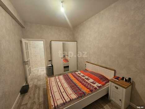 3-otaqlı yeni tikili, E.Akademiyası m., 130 m²