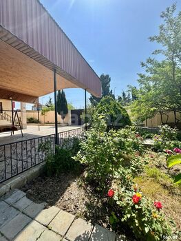 Həyət evi, Saray qəs.
