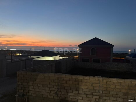 Bağ evi kirayə verilir, Pirşağı qəs.