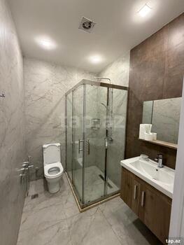 4-otaqlı yeni tikili, Üzeyir Hacıbəyli küç., 168 m²