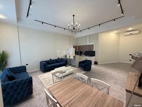 4-otaqlı yeni tikili, Üzeyir Hacıbəyli küç., 168 m²