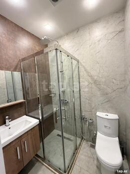 4-otaqlı yeni tikili, Üzeyir Hacıbəyli küç., 168 m²