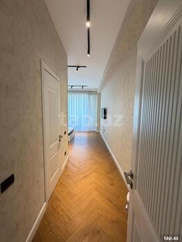 5-otaqlı yeni tikili, Üzeyir Hacıbəyli küç., 207 m²