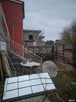 Bağ evi, Pirşağı qəs.