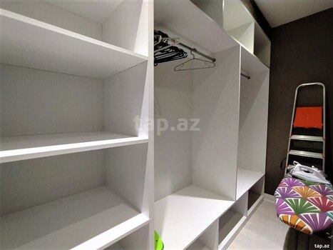 4-otaqlı yeni tikili, Nəsimi r., 178 m²