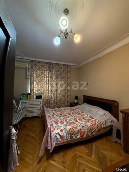 3-otaqlı mənzil, H. Cavid pr., 90 m²