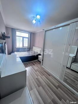 3-otaqlı mənzil, R.Rüstəmov küç.66, 61 m²