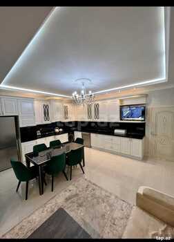 4-otaqlı yeni tikili, Moskva pr. 87, 176 m²