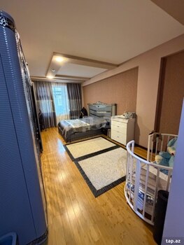 3-otaqlı yeni tikili, Məmmədcəfər Cəfərov küç., 130 m²