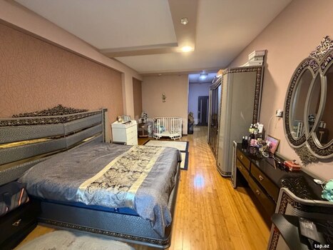 3-otaqlı yeni tikili, Məmmədcəfər Cəfərov küç., 130 m²