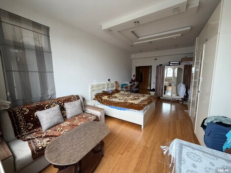 3-otaqlı yeni tikili, Məmmədcəfər Cəfərov küç., 130 m²