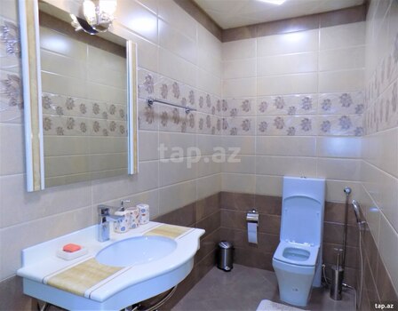 3-otaqlı yeni tikili kirayə verilir, Neftçilər pr., 120 m²