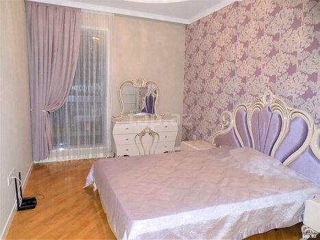 3-otaqlı yeni tikili kirayə verilir, Neftçilər pr., 120 m²