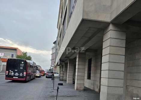 Obyekt icarəyə verilir, Babək pr.