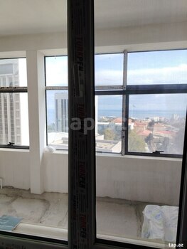 4-otaqlı mənzil, İzzət Nəbiyev küç., 175 m²