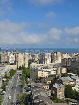 5-otaqlı yeni tikili, H.Cavid pr., 303 m²