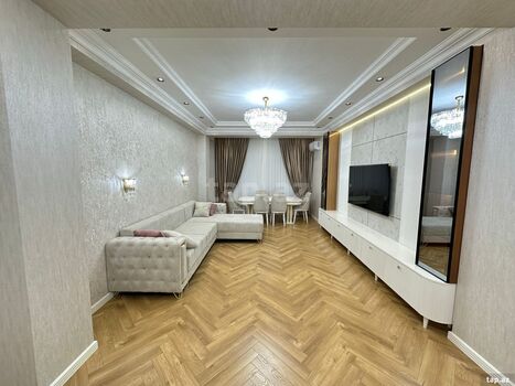 4-otaqlı yeni tikili, Ə.Əliyev küç., 181 m²