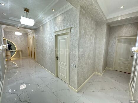 4-otaqlı yeni tikili, Ə.Əliyev küç., 181 m²