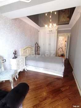 4-otaqlı yeni tikili, Afiyəddin Cəlilov küç., 185 m²