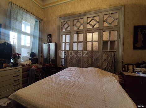 4-otaqlı mənzil, Yusif Məmmədəliyev küç. 4, 180 m²