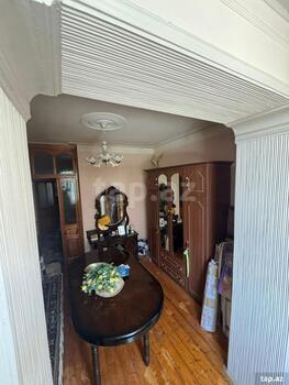 5-otaqlı mənzil, N.Tusi küç., 120 m²