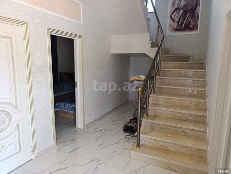Bağ evi, Novxanı qəs.
