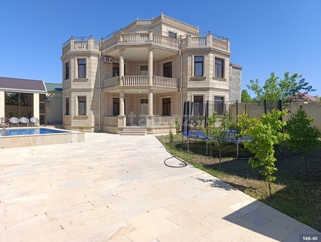 Bağ evi, Novxanı qəs.