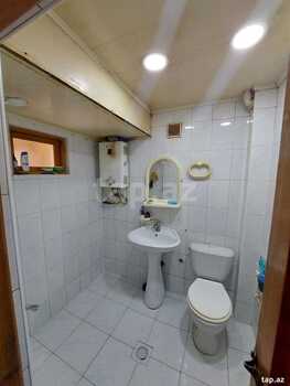 2-otaqlı mənzil, Ələsgər Ələkbərov küç., 42 m²