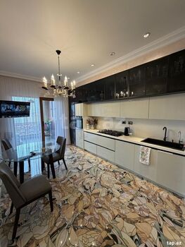 3-otaqlı yeni tikili kirayə verilir, Bakıxanov küç., 150 m²
