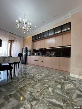 3-otaqlı yeni tikili kirayə verilir, Bakıxanov küç., 150 m²