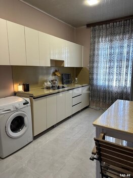 Bağ evi kirayə verilir, Novxanı qəs.