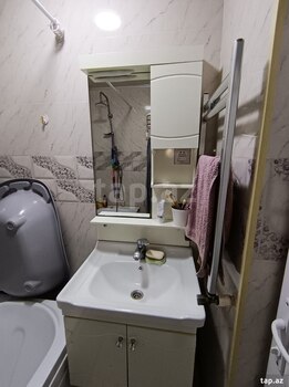 3-otaqlı mənzil, 11-ci mik Çerkassi küç., 61.1 m²
