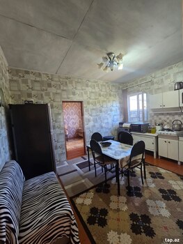 Həyət evi, Binə qəs.