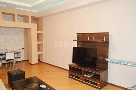 2-otaqlı yeni tikili kirayə verilir, Ü. Hacıbəyov küç., 110 m²