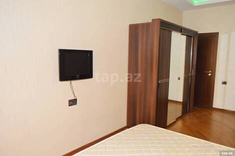 2-otaqlı yeni tikili kirayə verilir, Ü. Hacıbəyov küç., 110 m²