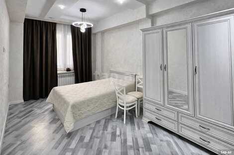 4-otaqlı yeni tikili, Yasamal r., 165 m²