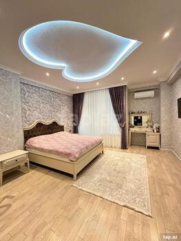 3-otaqlı yeni tikili, İsmayıl bəy Qutqaşınlı küç., 190 m²
