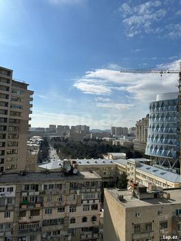 3-otaqlı yeni tikili, İsmayıl bəy Qutqaşınlı küç., 190 m²