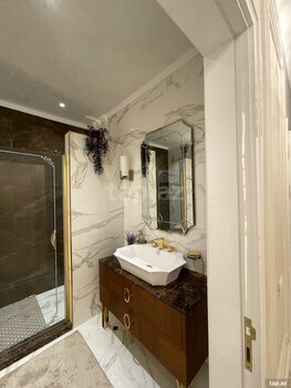 4-otaqlı yeni tikili, İsmayıl bəy Qutqaşınlı küç., 217 m²