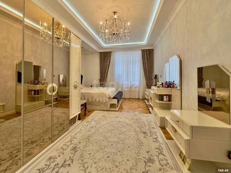3-otaqlı yeni tikili, Moskva pr., 180 m²