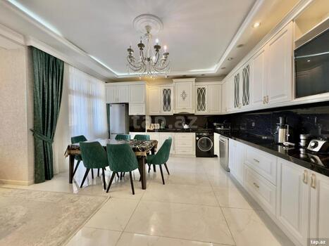 3-otaqlı yeni tikili, Moskva pr., 180 m²